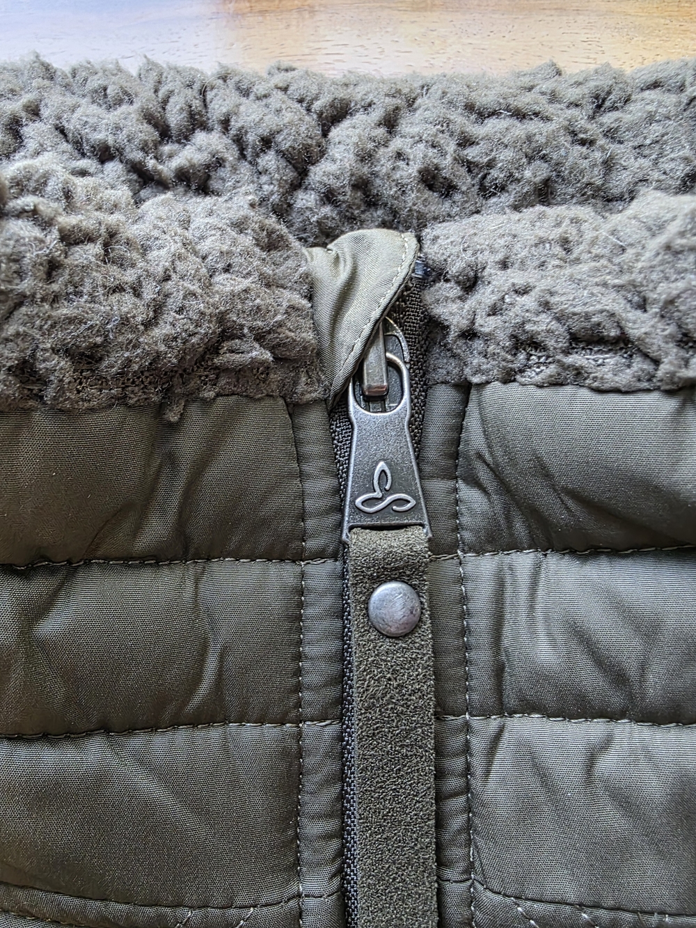 Olive green fleece- lined Esla vest from prAna, Women's Large - Picture 8 of 10